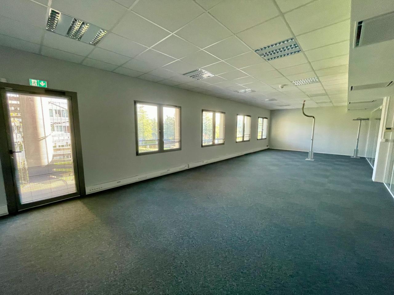 Bureau Orvault 335m² Location bureau Orvault Loire-Atlantique OLBUR2426391 2